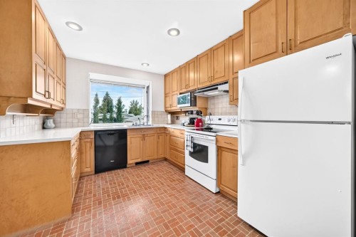5804 Lodge Crescent Sw, Calgary, AB 