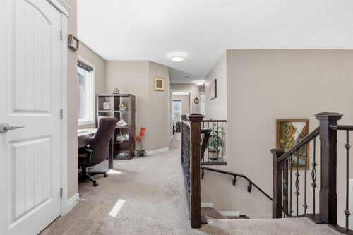 522 Sherwood Boulevard Nw, Calgary, AB 