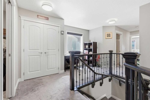 522 Sherwood Boulevard Nw, Calgary, AB 