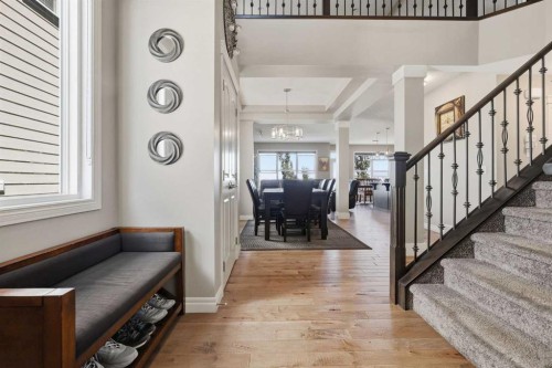 522 Sherwood Boulevard Nw, Calgary, AB 