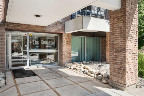2107-202 Braeglen Close Sw, Calgary, AB 