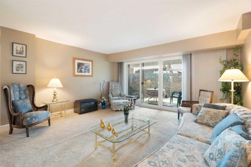2107-202 Braeglen Close Sw, Calgary, AB 