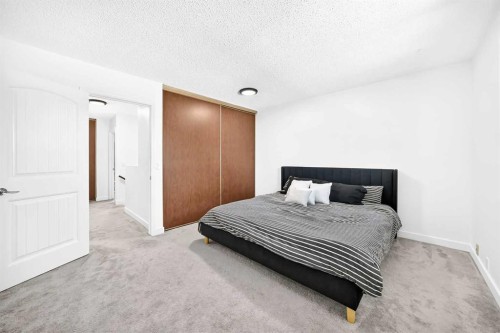 3728 Cedarille Drive Sw, Calgary, AB - Indoor Photo Showing Bedroom