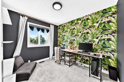 3728 Cedarille Drive Sw, Calgary, AB - Indoor Photo Showing Office