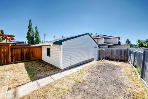 3728 Cedarille Drive Sw, Calgary, AB - Outdoor With Exterior