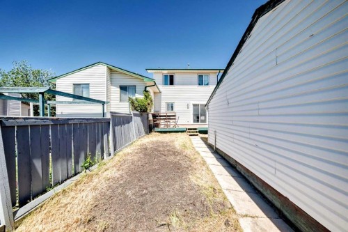 3728 Cedarille Drive Sw, Calgary, AB - Outdoor With Exterior