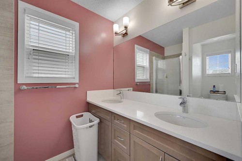 232 Vista Drive, Crossfield, AB 