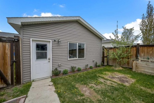 232 Vista Drive, Crossfield, AB 