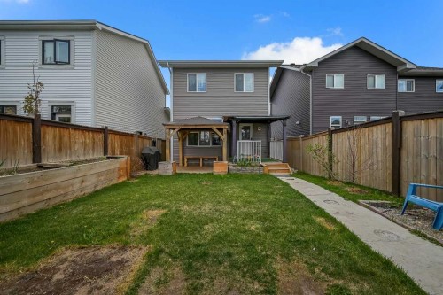 232 Vista Drive, Crossfield, AB 