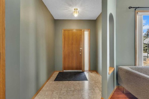 2856 Signal Hill Heights Sw, Calgary, AB 