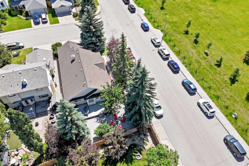 4 Valley Meadow Close Nw, Calgary, AB 