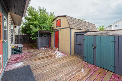 655 Erin Woods Drive Se, Calgary, AB 