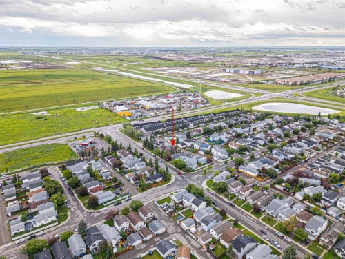 655 Erin Woods Drive Se, Calgary, AB 