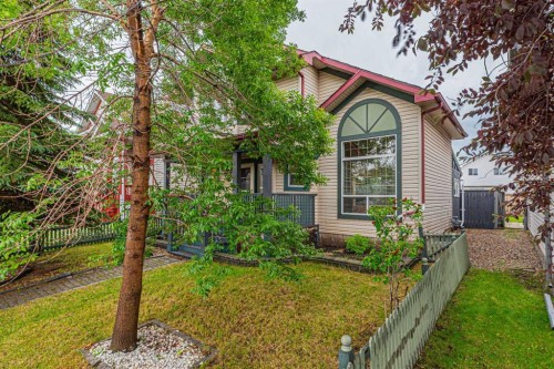 655 Erin Woods Drive Se, Calgary, AB 