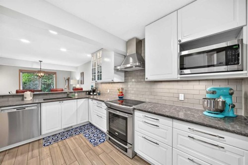 7919 Cougar Ridge Avenue Sw, Calgary, AB 