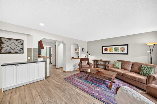 7919 Cougar Ridge Avenue Sw, Calgary, AB 