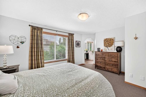 7919 Cougar Ridge Avenue Sw, Calgary, AB 