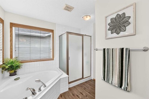 7919 Cougar Ridge Avenue Sw, Calgary, AB 