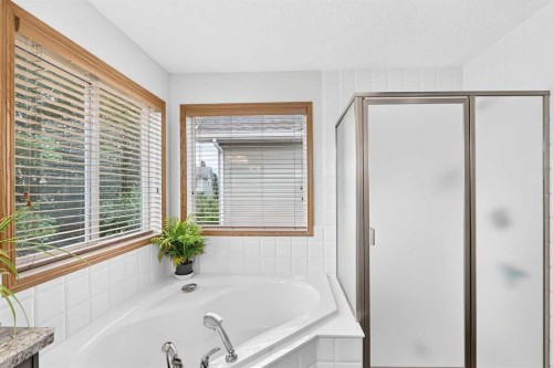 7919 Cougar Ridge Avenue Sw, Calgary, AB 