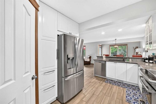 7919 Cougar Ridge Avenue Sw, Calgary, AB 