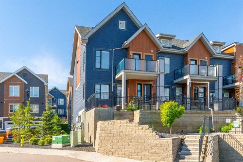 271 Livingston Common Ne, Calgary, AB 