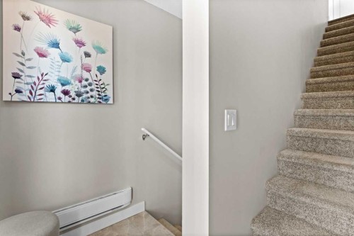 271 Livingston Common Ne, Calgary, AB 