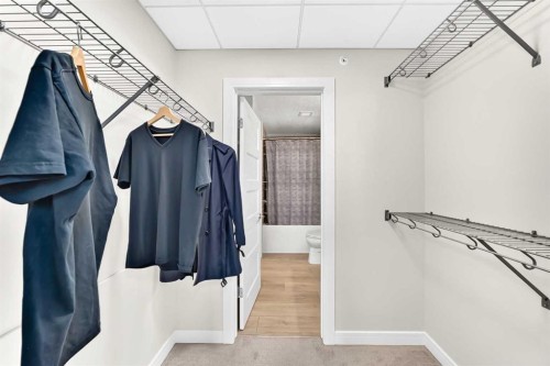 3407-80 Greenbriar Place Nw, Calgary, AB - Indoor With Storage