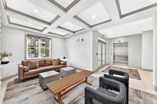 3407-80 Greenbriar Place Nw, Calgary, AB - Indoor