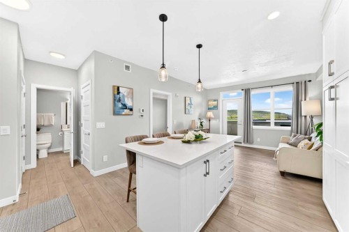 3407-80 Greenbriar Place Nw, Calgary, AB - Indoor Photo Showing Other Room