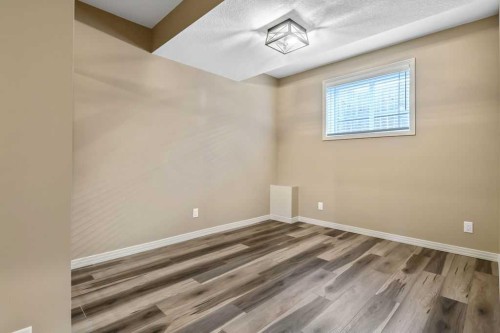 100 Hawkmere Way, Chestermere, AB 