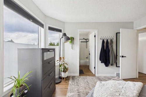 58 Hidden Crescent Nw, Calgary, AB 
