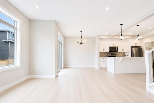 124 Waterford Way, Chestermere, AB - Indoor Photo Showing Kitchen