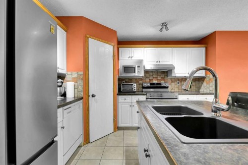 332 Harvest Hills Drive Ne, Calgary, AB 