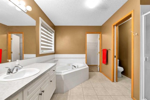 332 Harvest Hills Drive Ne, Calgary, AB 
