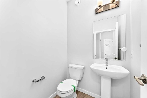 49 Legacy Glen Place Se, Calgary, AB - Indoor Photo Showing Bathroom