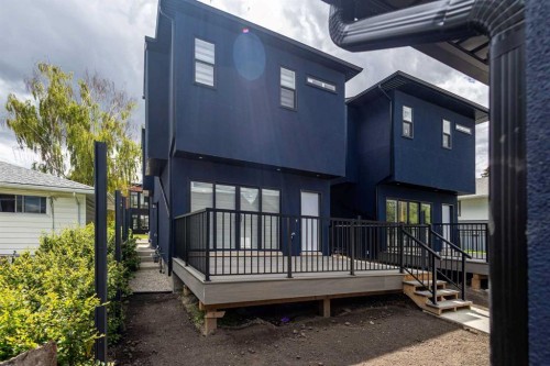 2424 25 Avenue Nw, Calgary, AB - Outdoor