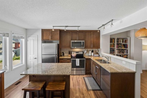 614 Auburn Bay Square Se, Calgary, AB 