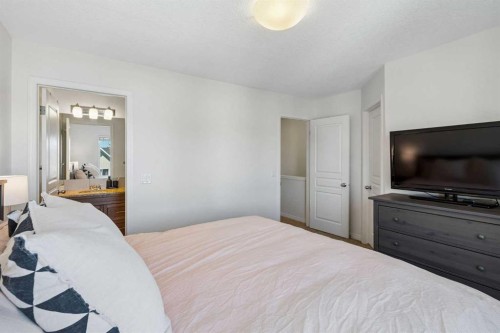 614 Auburn Bay Square Se, Calgary, AB 