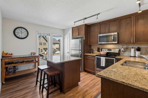 614 Auburn Bay Square Se, Calgary, AB 