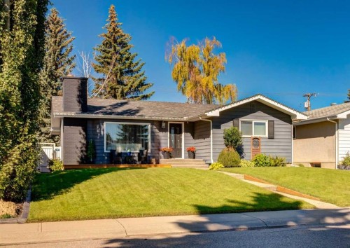 425 Woodland Crescent Se, Calgary, AB 