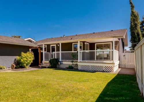 425 Woodland Crescent Se, Calgary, AB 