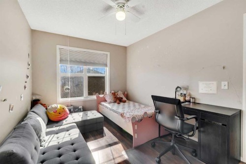 33 Saddlebrook Common Ne, Calgary, AB 