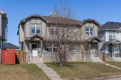 33 Saddlebrook Common NE Calgary, AB T3J 0K1