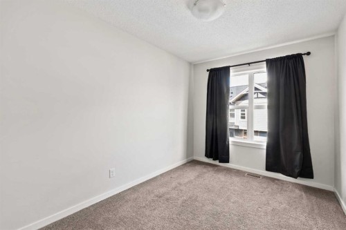 463 Cranbrook Square Se, Calgary, AB 