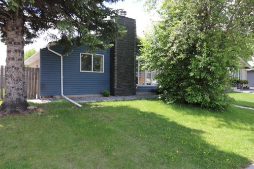 707 Malvern Drive Ne, Calgary, AB 