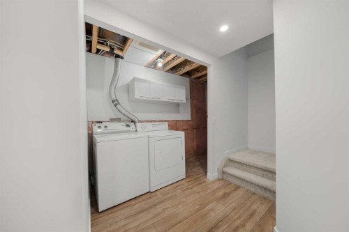 301 Strathaven Mews, Strathmore, AB - Indoor Photo Showing Laundry Room