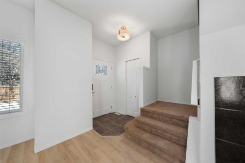301 Strathaven Mews, Strathmore, AB - Indoor Photo Showing Other Room