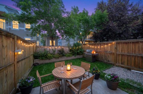 301 Strathaven Mews, Strathmore, AB - Outdoor With Deck Patio Veranda With Backyard