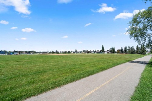 301 Strathaven Mews, Strathmore, AB - Outdoor With View