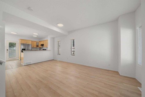 301 Strathaven Mews, Strathmore, AB - Indoor